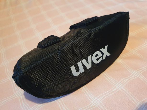Футляр UVEX Zipperpouch для очков закрытых / открытых black 9954500
