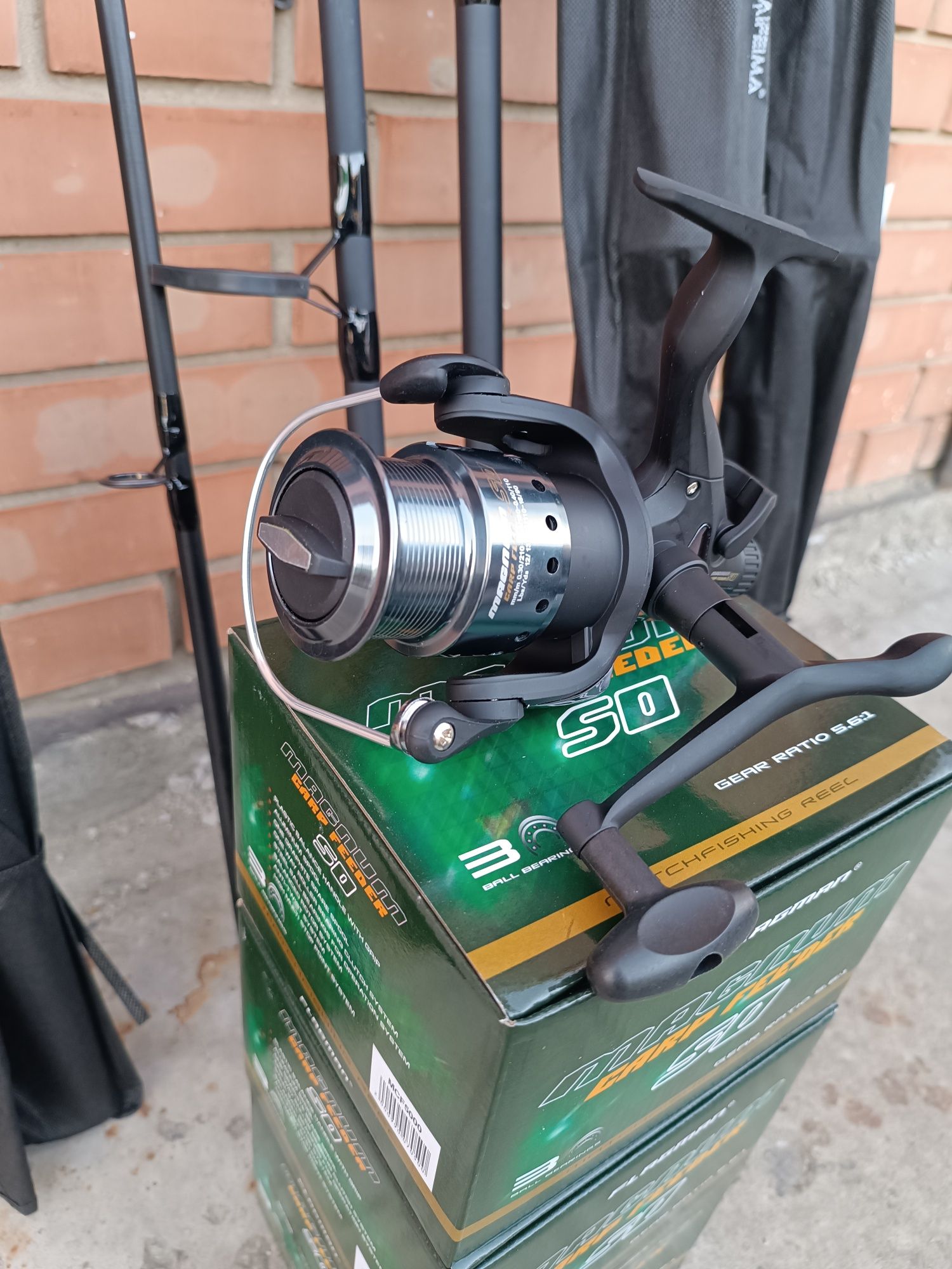 Акція.Карповик 3.60/3.90м 4lb + Flagman Magnum carp Feeder 5000