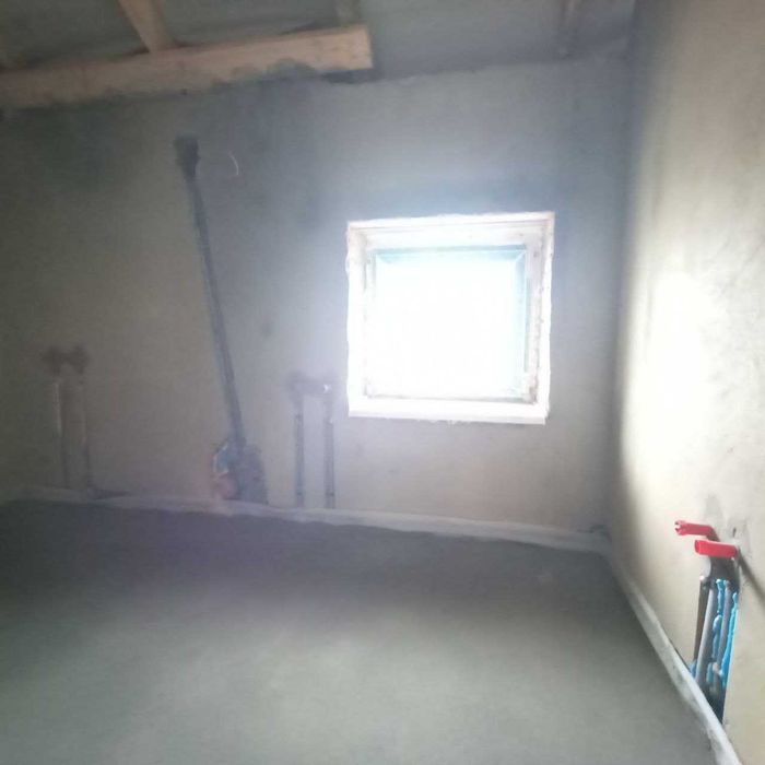 Продаж 2 поверхового будинку з опаленням і ділянкою на 5 соток