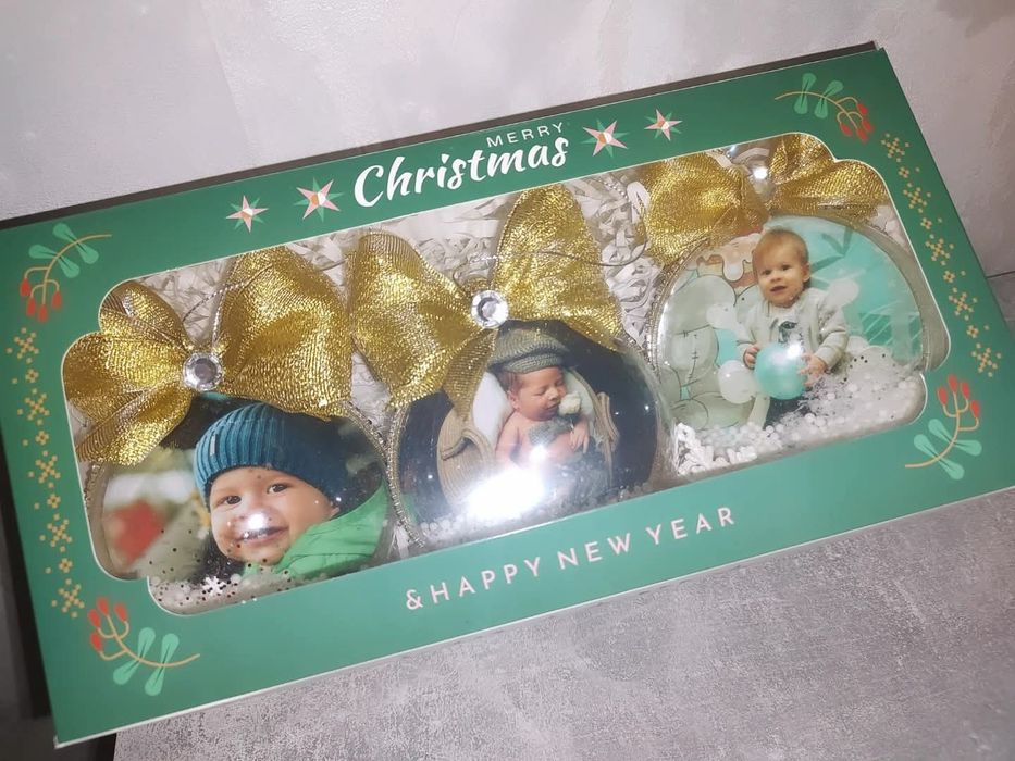 Новорічні іграшки