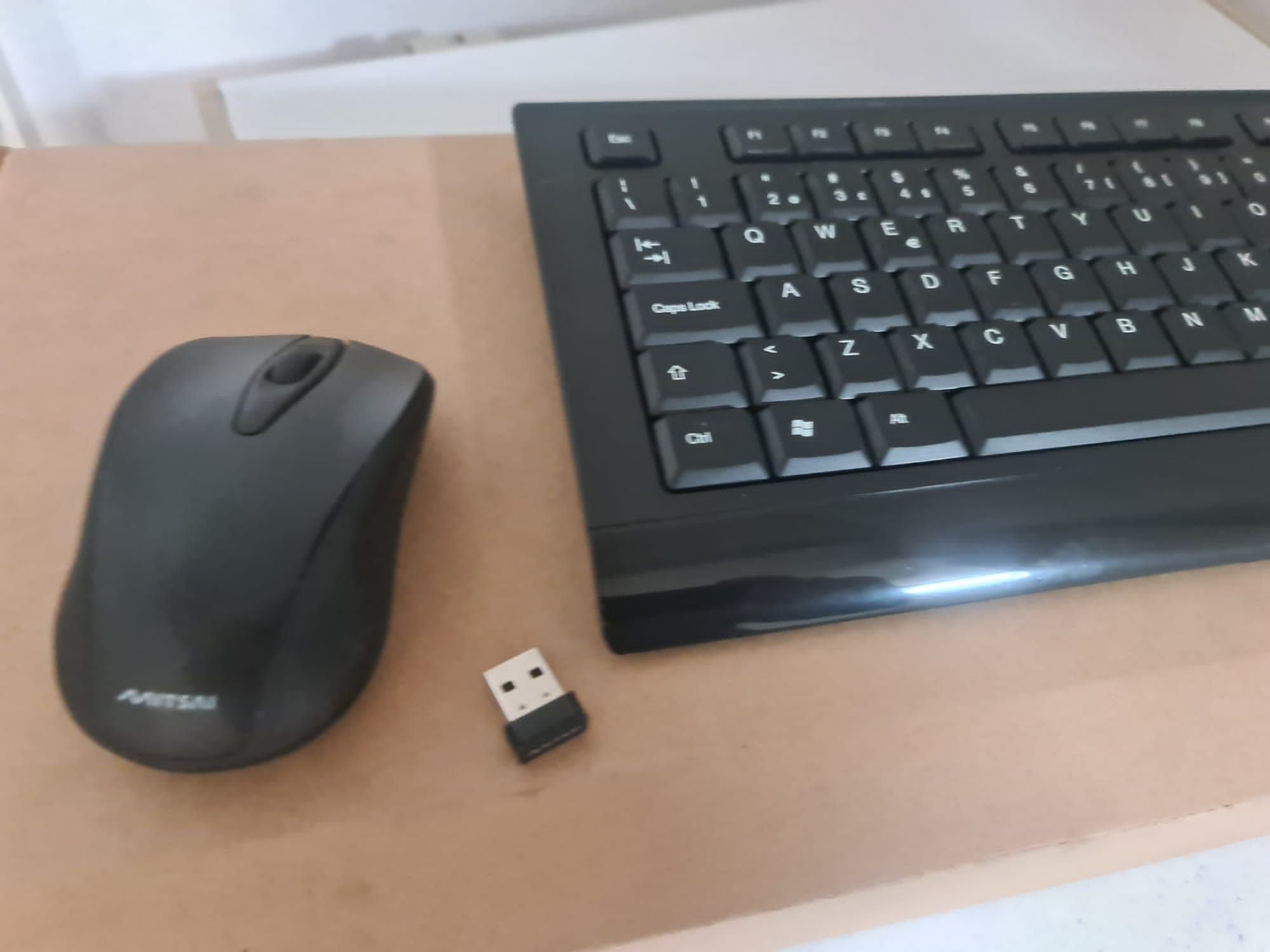 Teclado e Rato Mitsai bluetooth