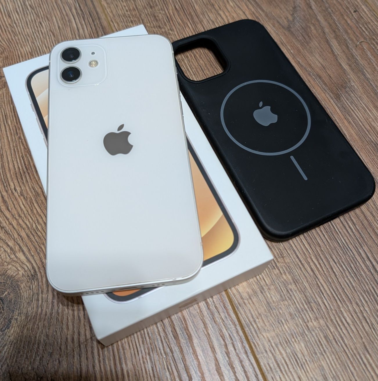 Смартфон Apple iPhone 12 128GB White