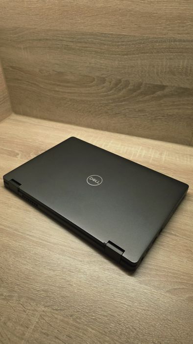 Laptop Dell Latitude Dotykowy 2w1 i5-8365U 16GB DDR4 256GB SSD Win11