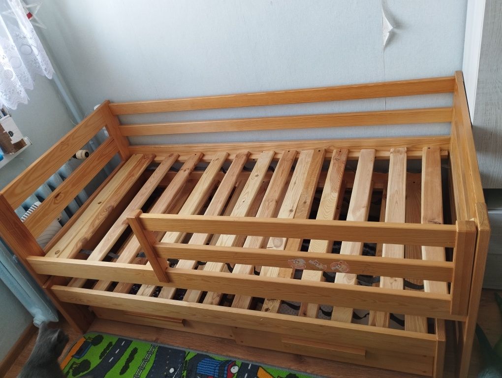 Łóżko dla dwójki dzieci
