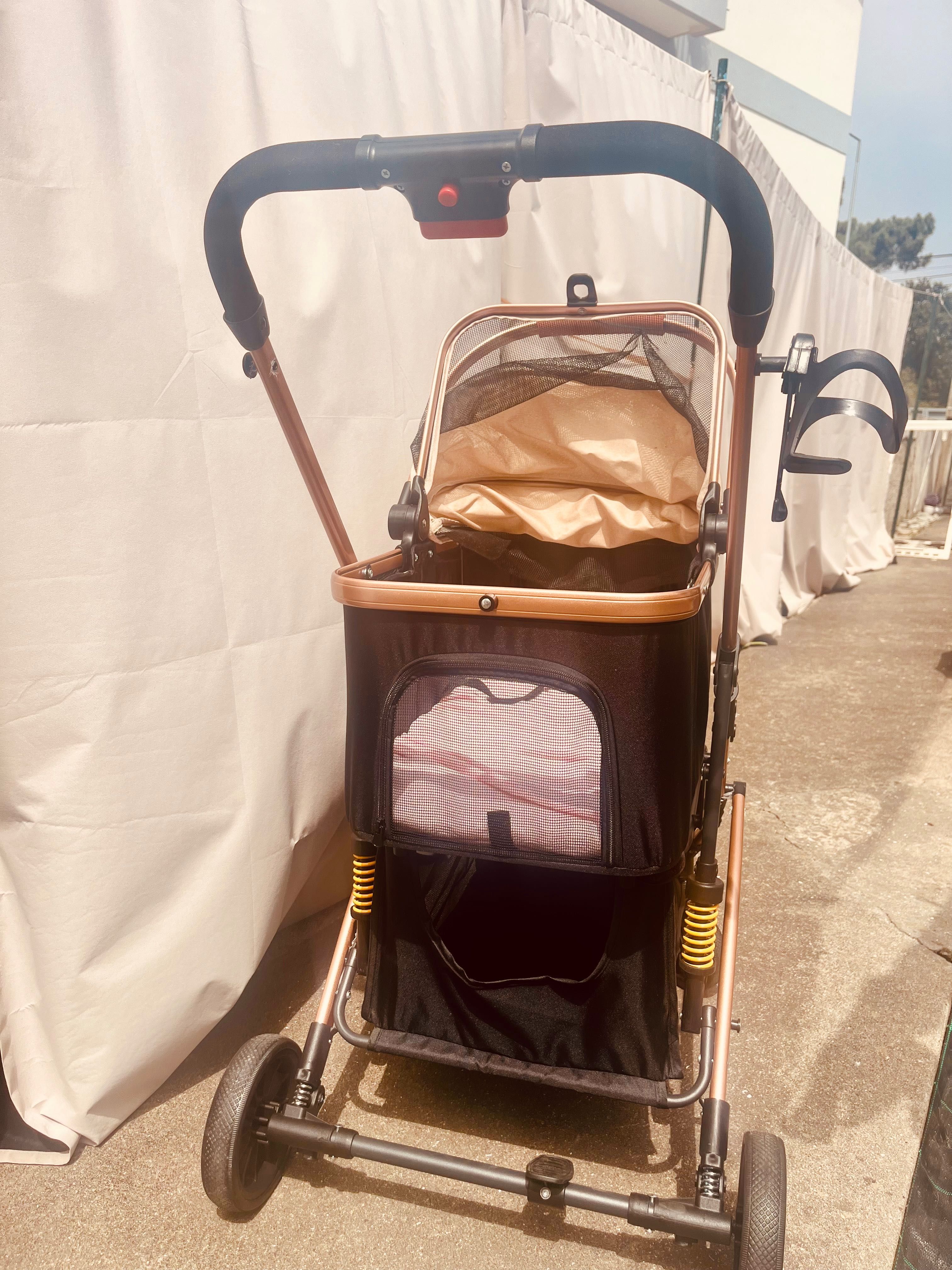 Carro e transportadora, cães ou gatos de porte pequeno/médio.