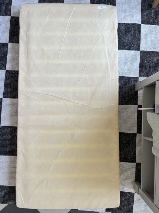 Colchão berço e protetor lateral cama IKEA