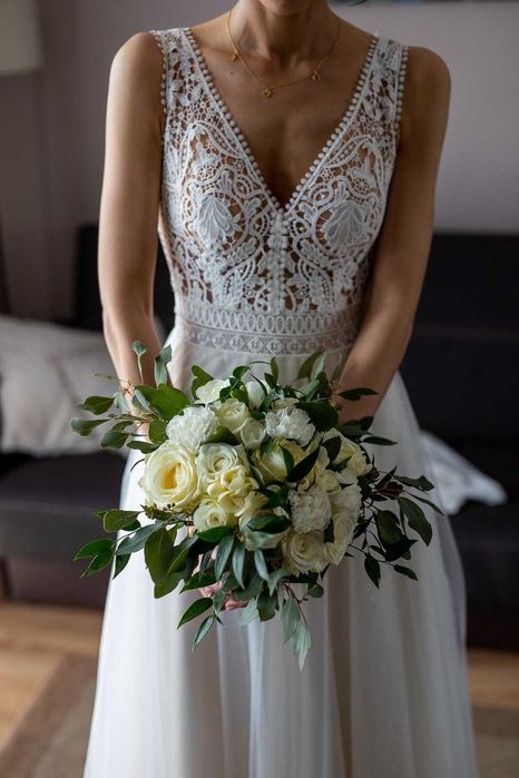 Suknia ślubna FLORIA Salon Mendelssohn Kraków rozmiar 34-36