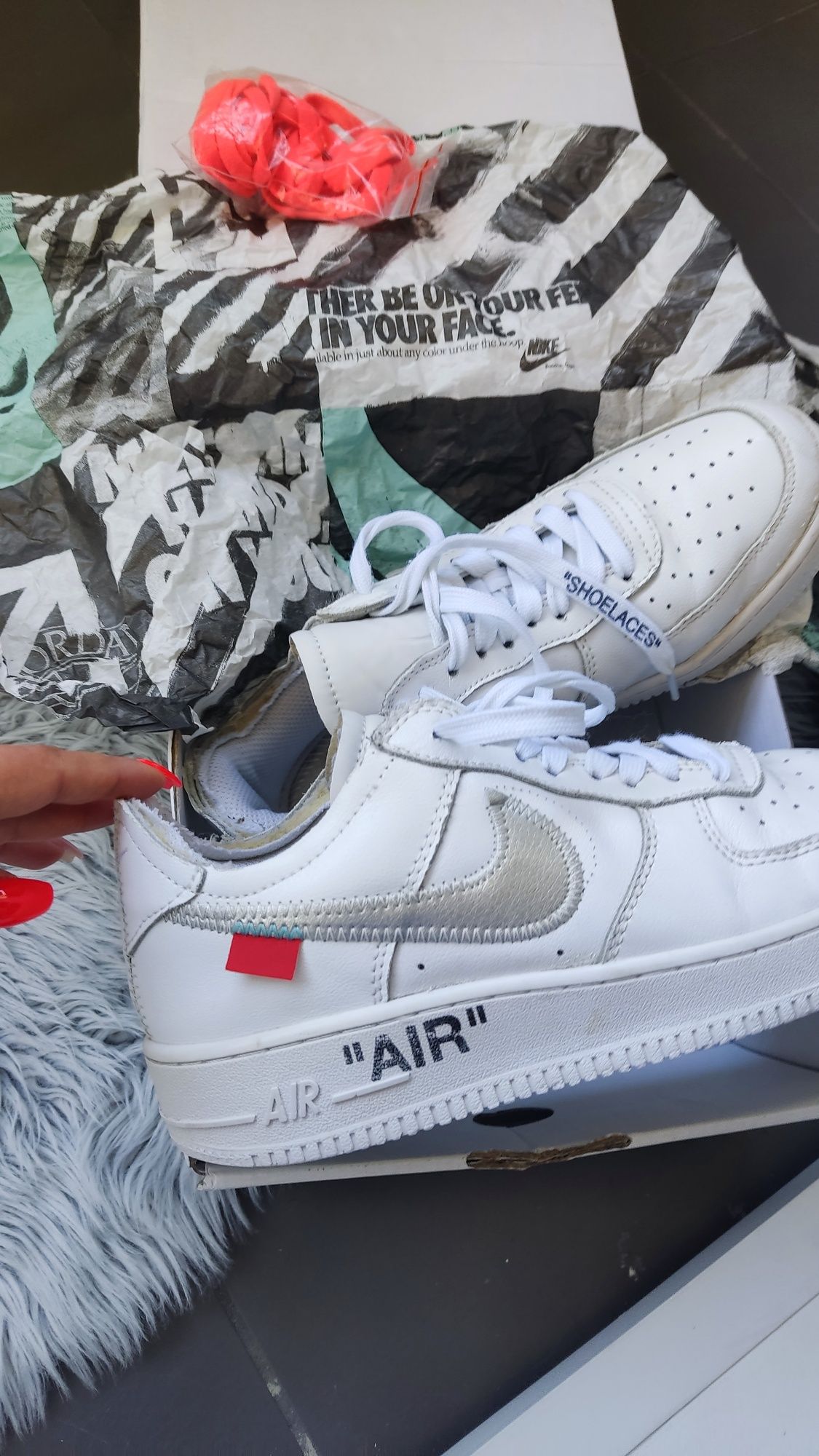 Sapatilhas Nike off white