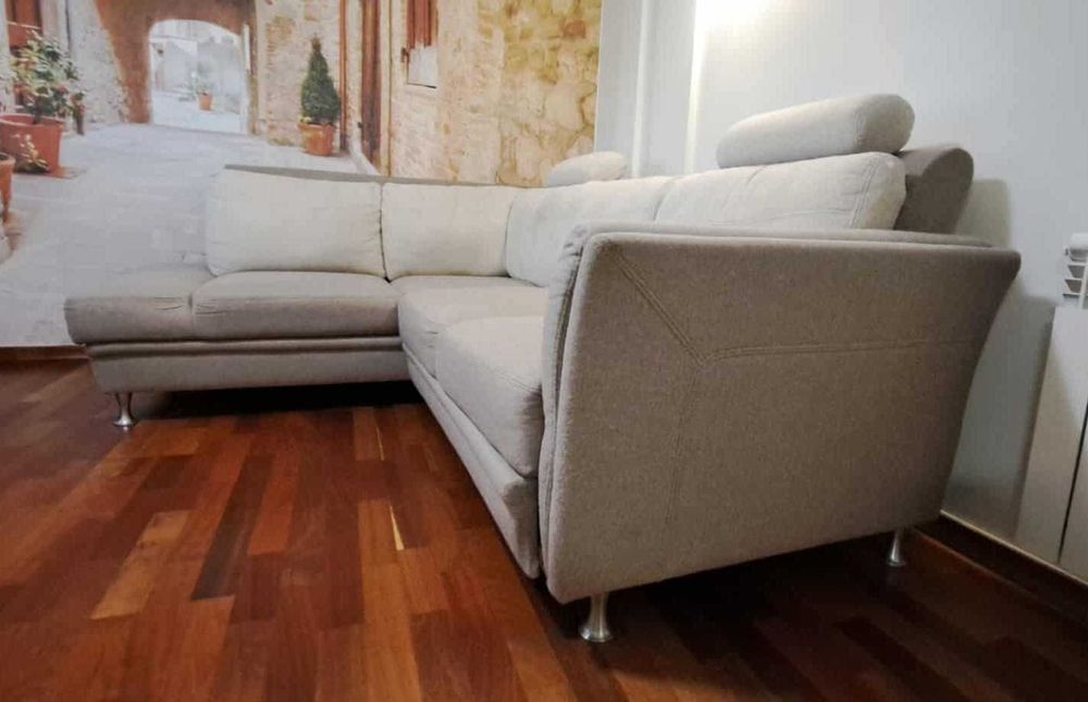 Kanapa narożna z funkcją spania (beżowa)