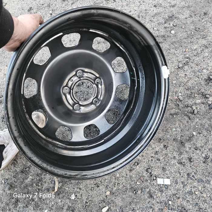 Felgi 16 Dacia Duster 5x114,3 ET50 Oryginalne