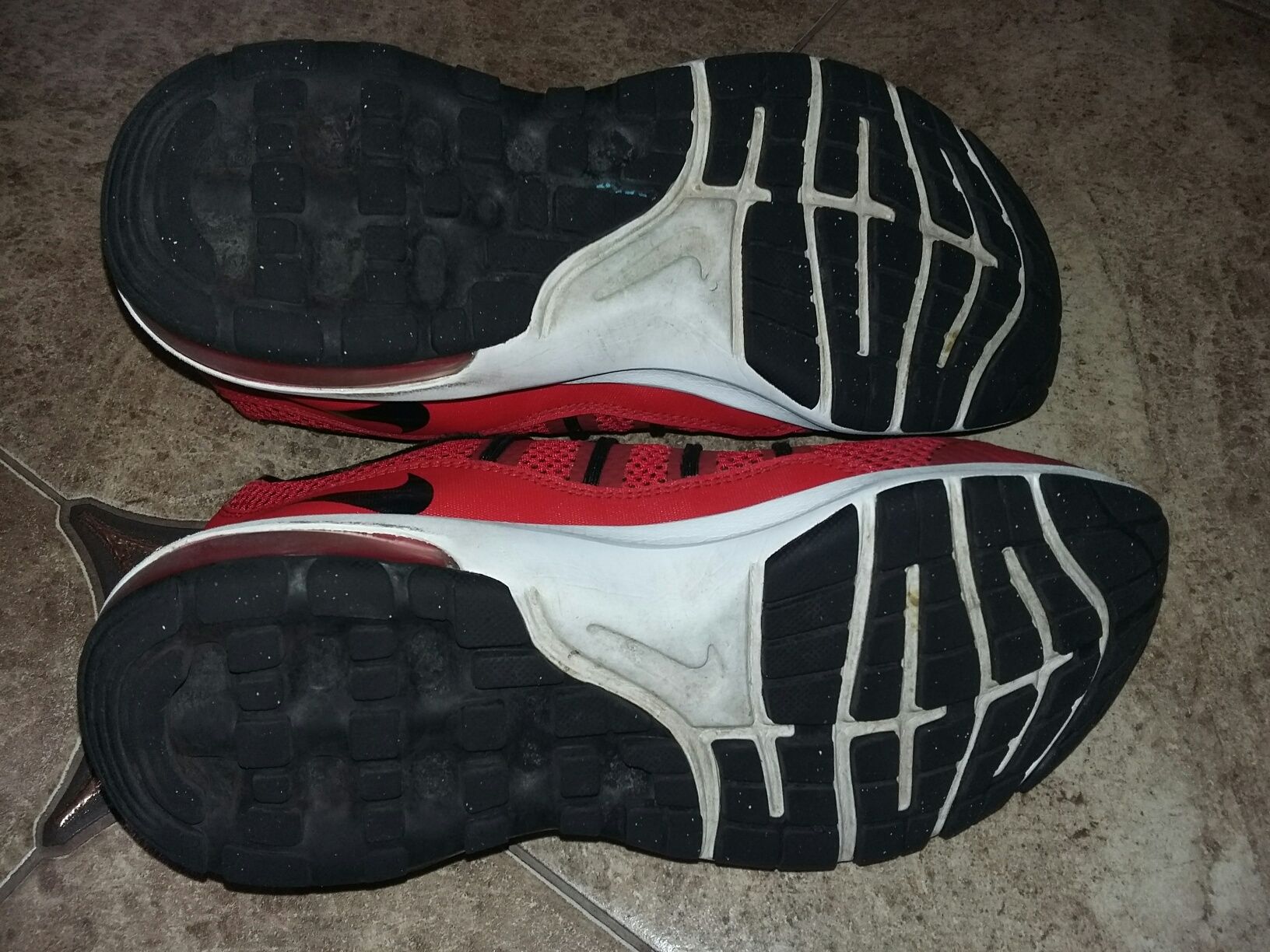 Кроссовки NIKE, оригинал, б/у, 37-38 р.