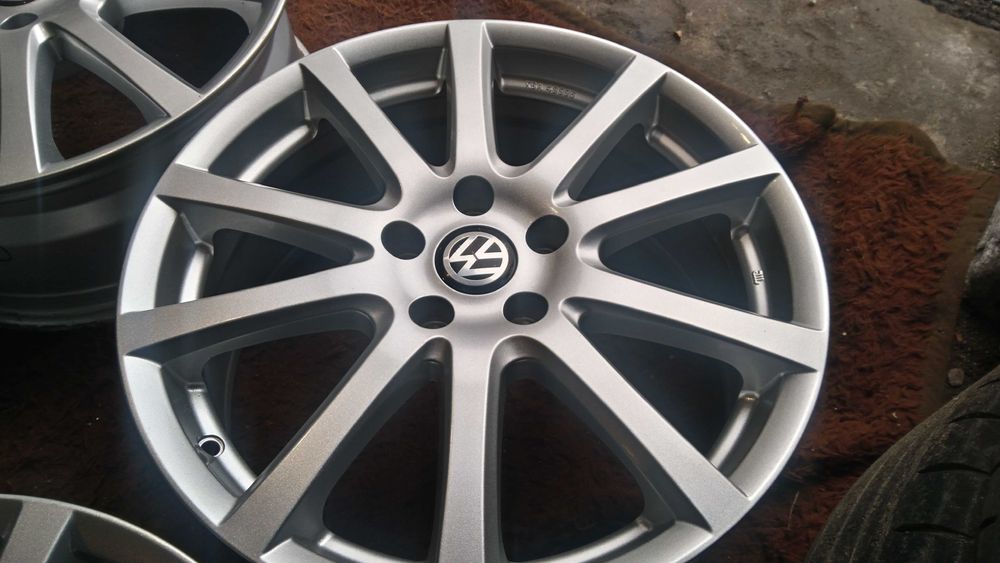 [IB] PASSAT SUPERB 7.5x18 Gla Glb KAROQ T-roc CLA LEON c205 GOLF 5x112