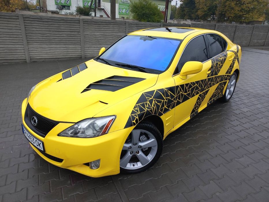 Lexus is250 4x4 avtomat