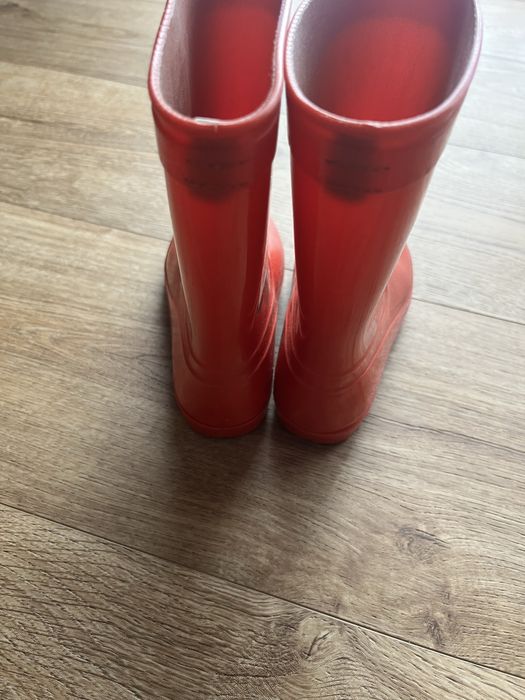 Kalosze w rozmiarze 27
