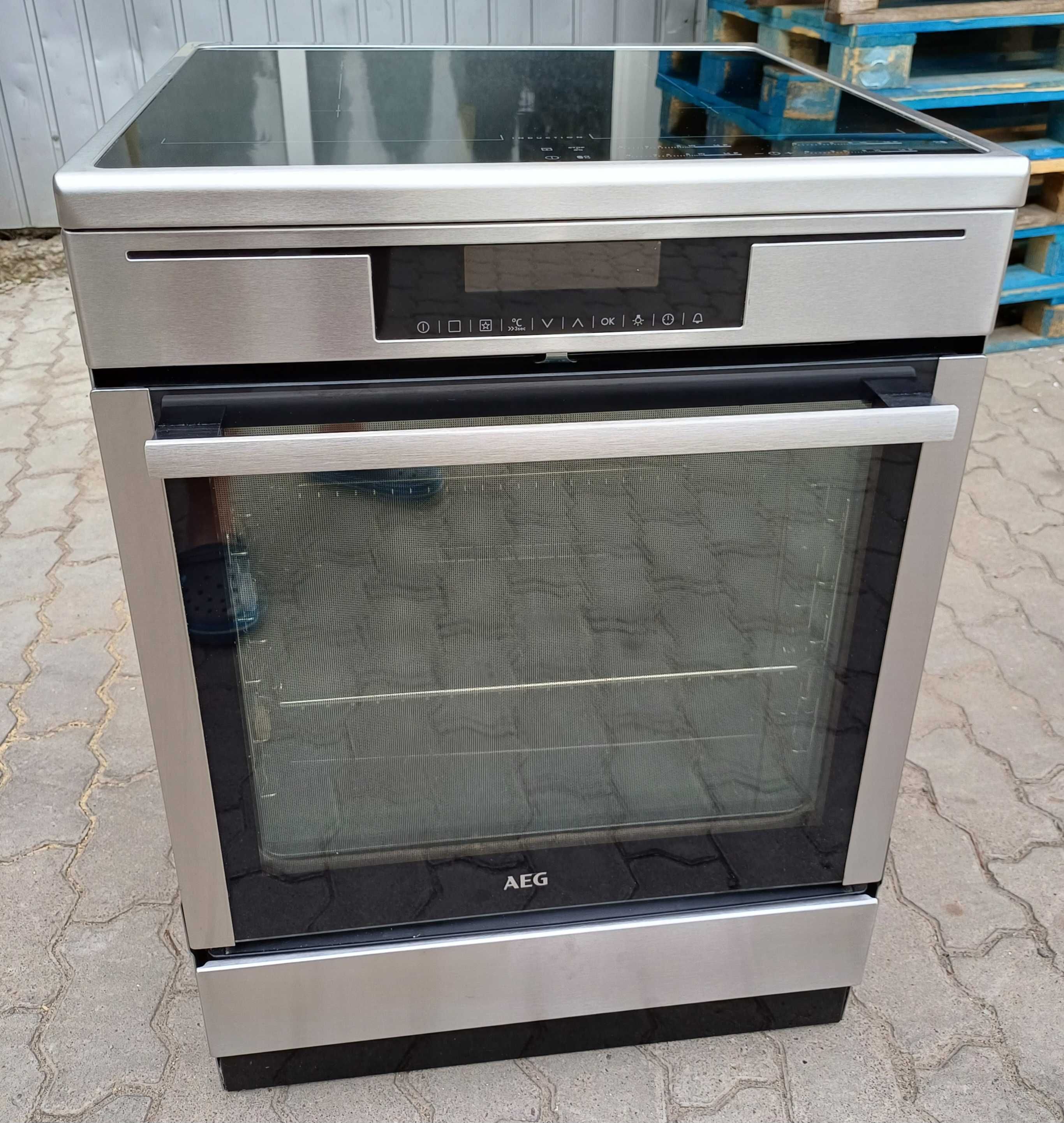 Индукционна кухонная плита 60см AEG 69476IU-MN Pyroluxe Plus пиролиз