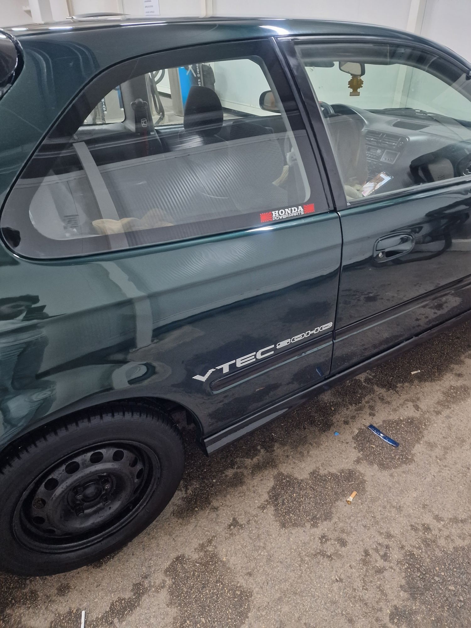 Honda civic 1.5 vtec 115