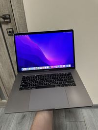 Macbook pro 15 2018 core i7 16/512gb pro 560x