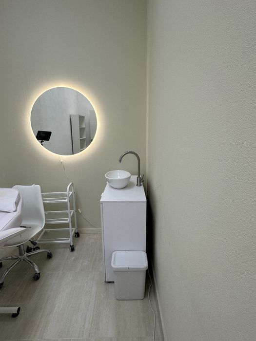 Аренда кабинета косметолога на месяц с ВОДОЙ