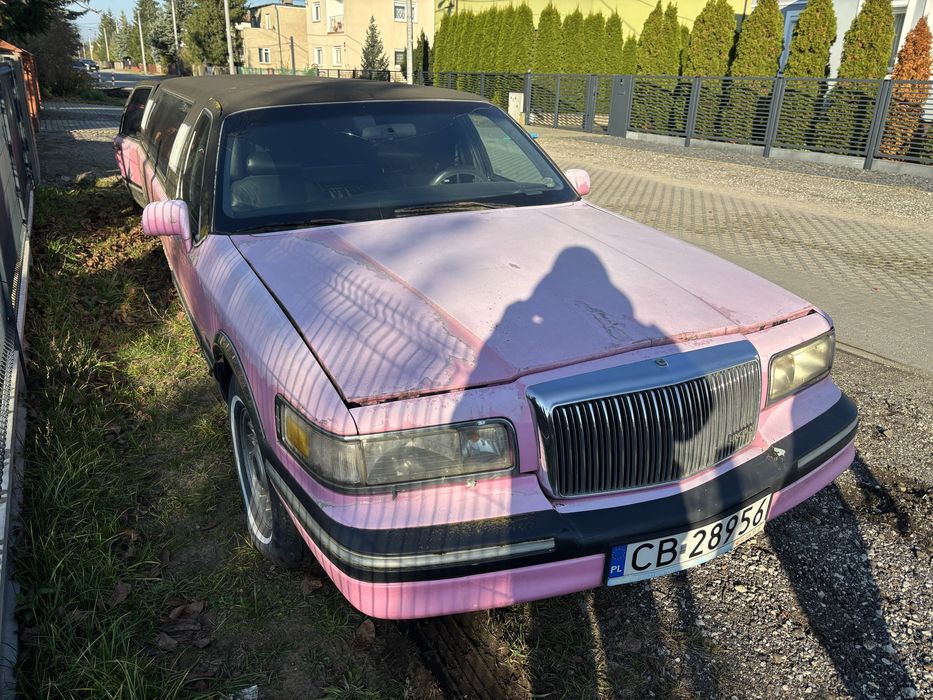 Lincoln Town Car Kristal 9 metrów