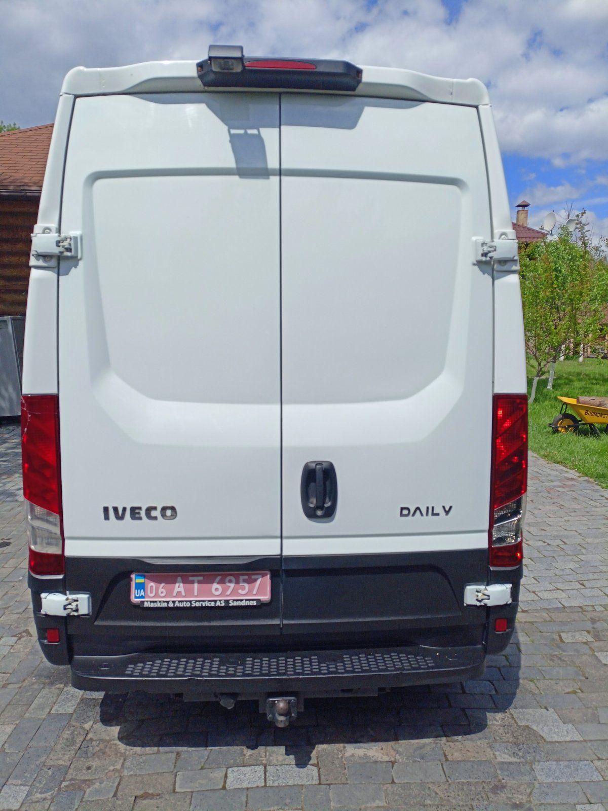 Iveco  35S15 , автомобіль призначений для перевезення вантажів.