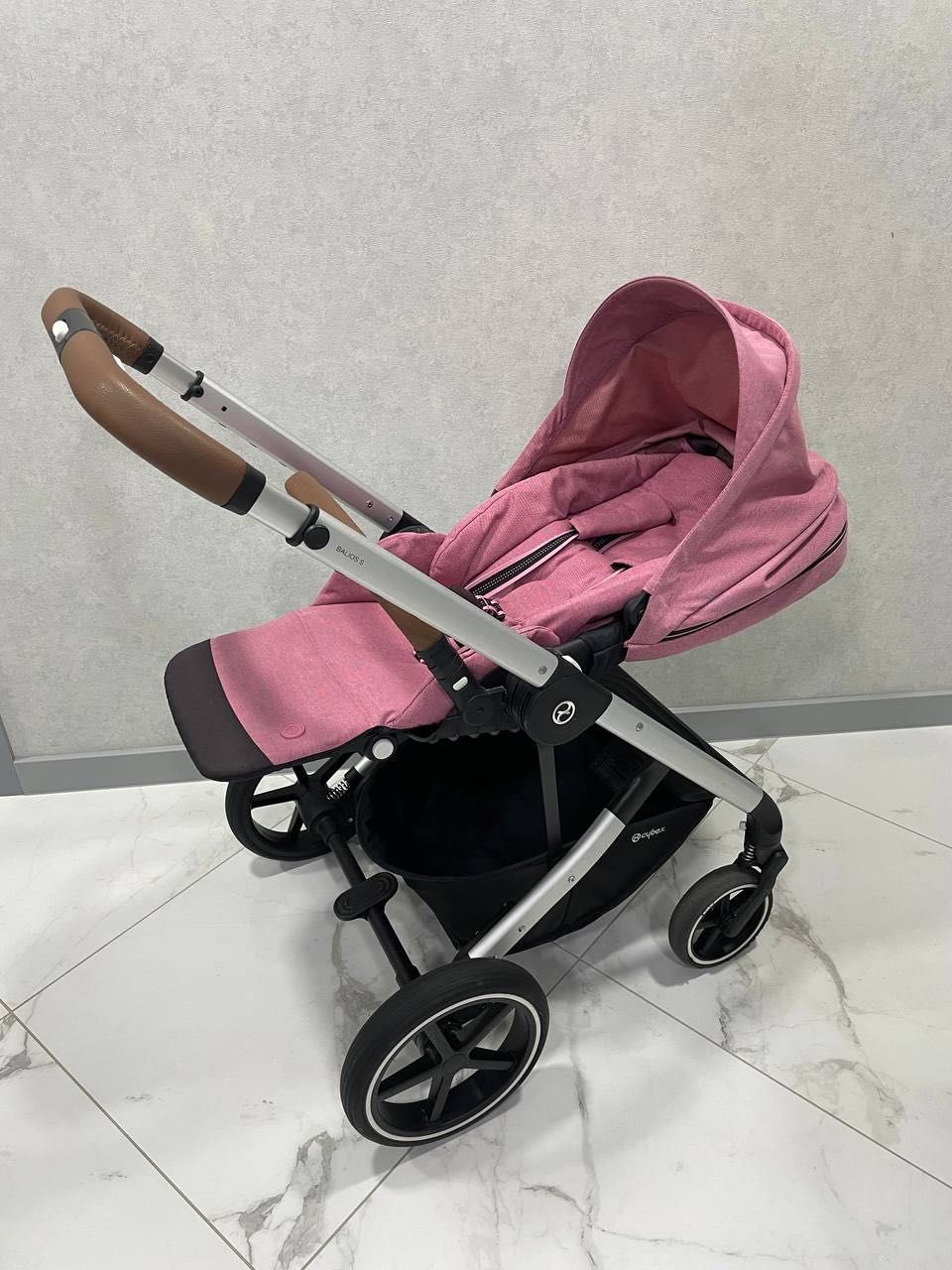 Каляска Cybex Balios