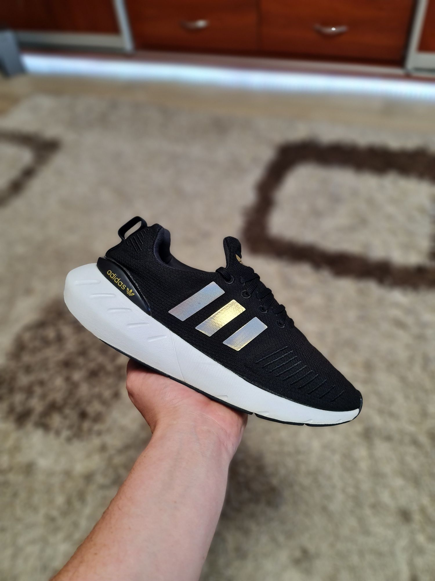 Оригинальные кроссовки Adidas Swift Run 22 40р. 25см.