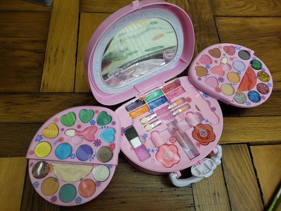 Набір косметики для дівчинки від 3 років