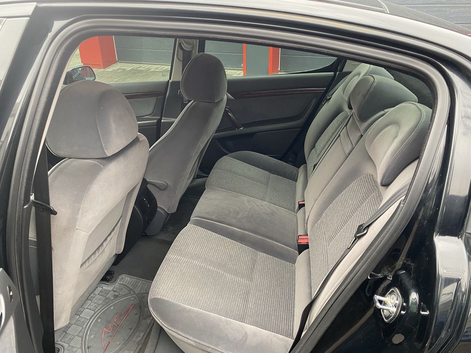 Продам Пежо 407 2.0 бенз