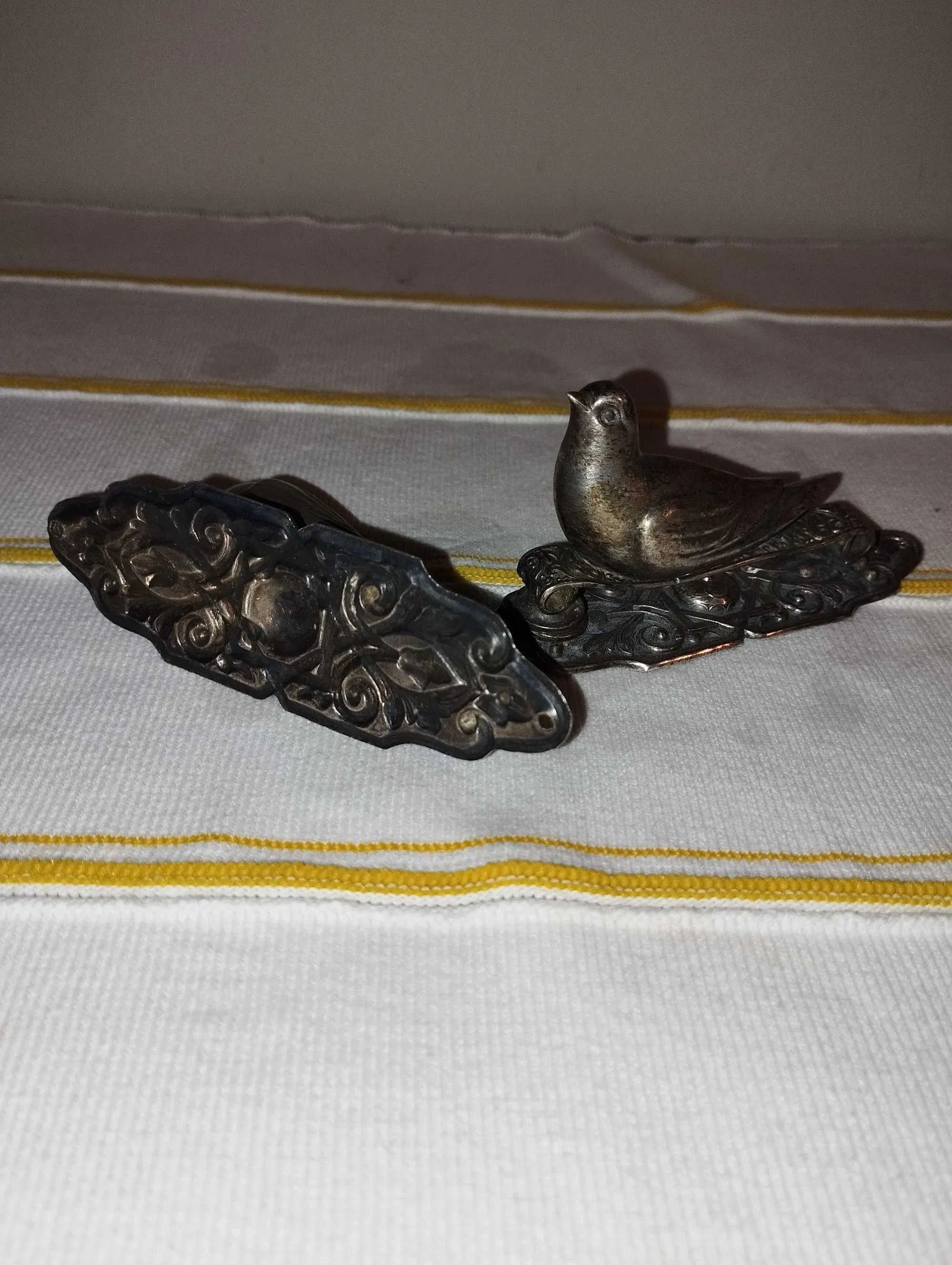 Dois lindos batentes de porta ( Passarinhos )