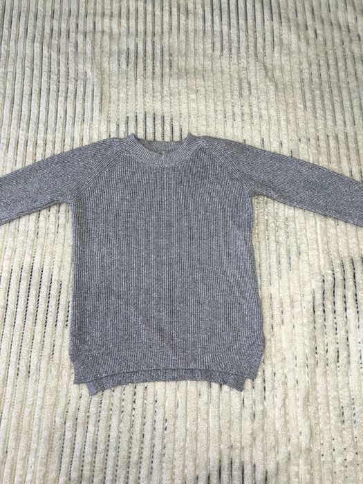 Жіночий теплий светр з люрексом