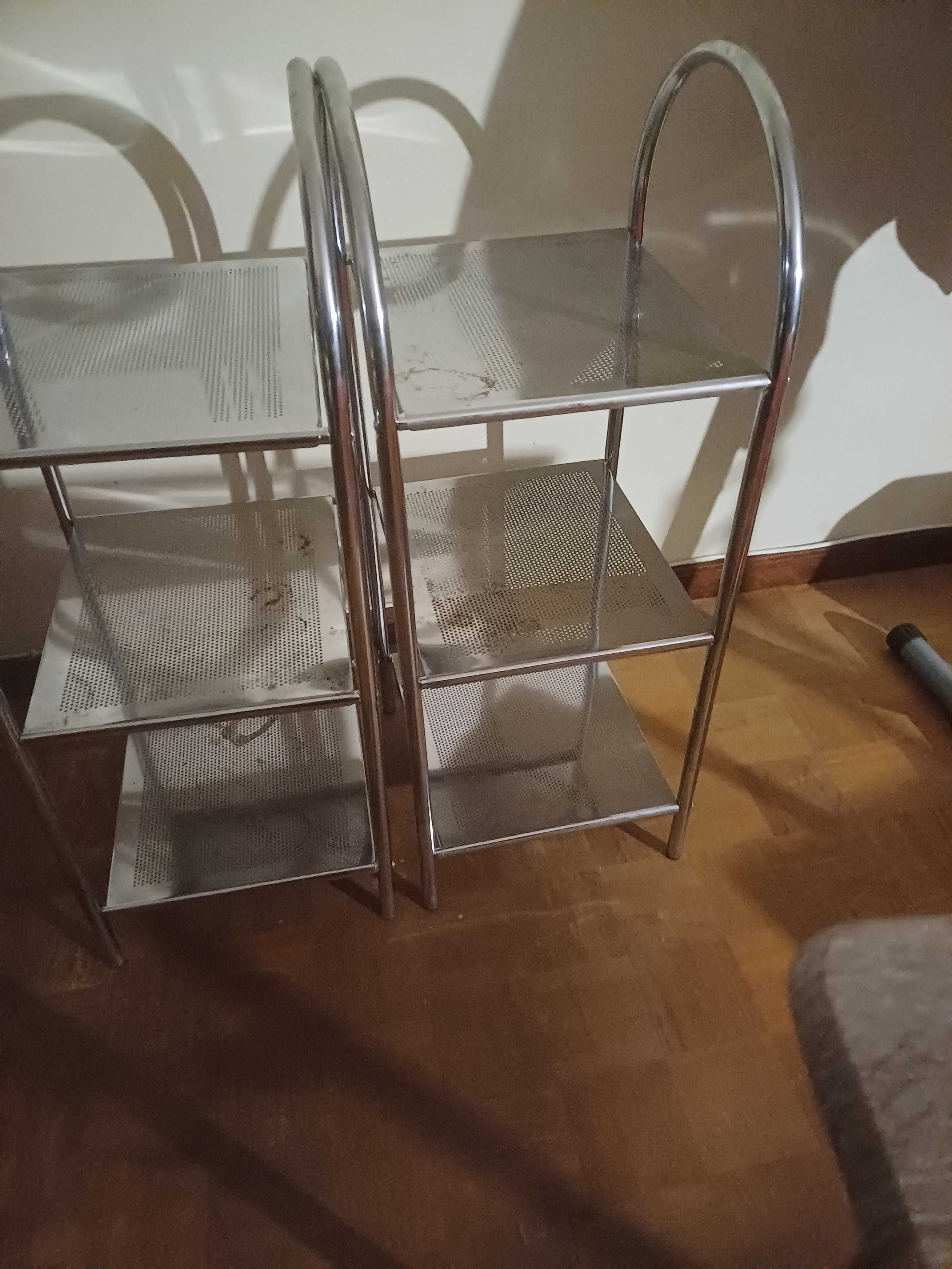 Estantes  em aluminio