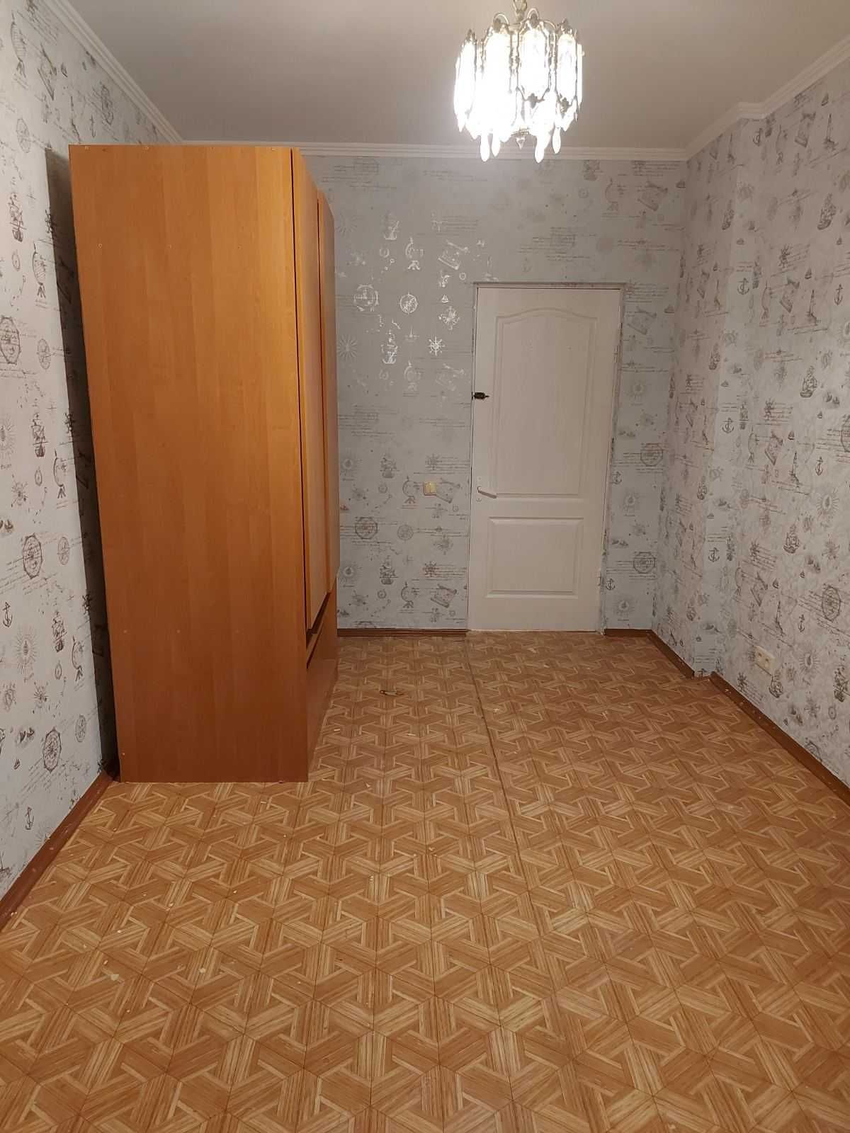 Позняки Здолбунівська 3Г, 3-х кім, 2/25п, 101кв.м. тепла 92000 $, торг