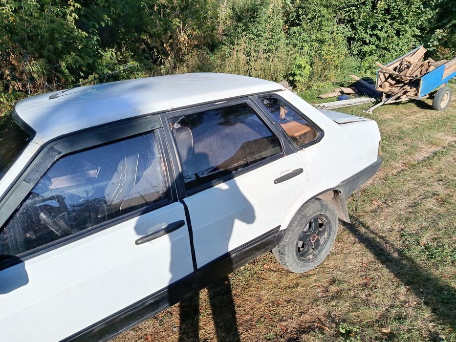 Продам ваз 21099