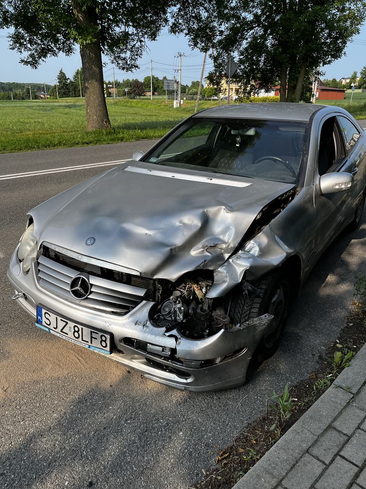Mercedes w203 sport coupe uszkodzony