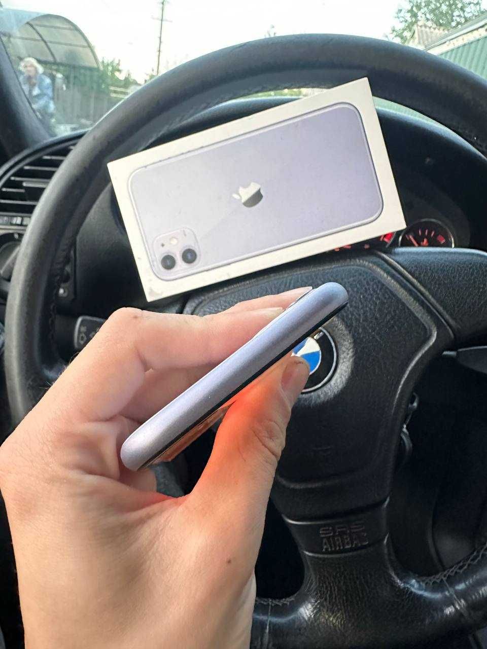Apple iPhone 11 в идеале 0полный комплект