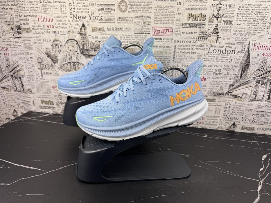 Оригінал Розмір 44 Кросівки Hoka One One Clifton 9 Взуття