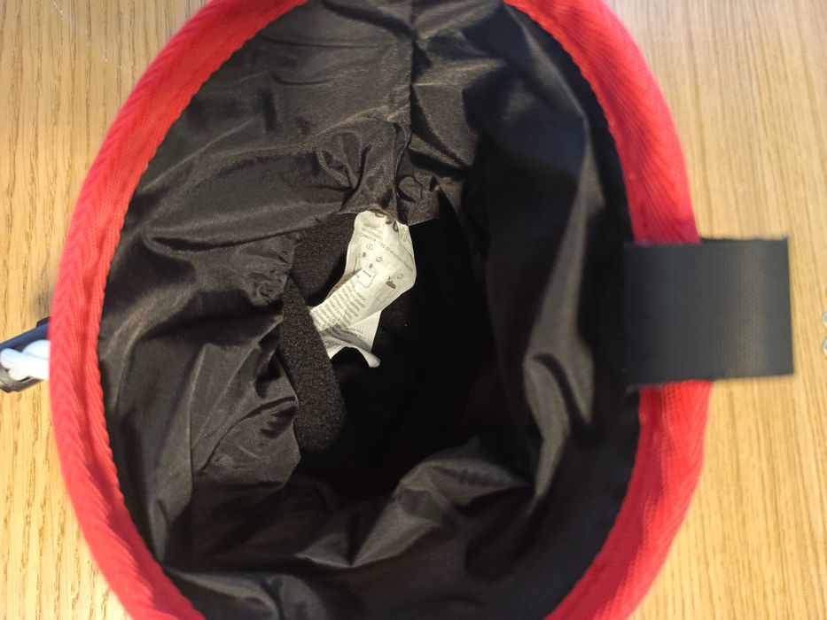 Woreczek na magnezję Ocun Lucky - flowers white.