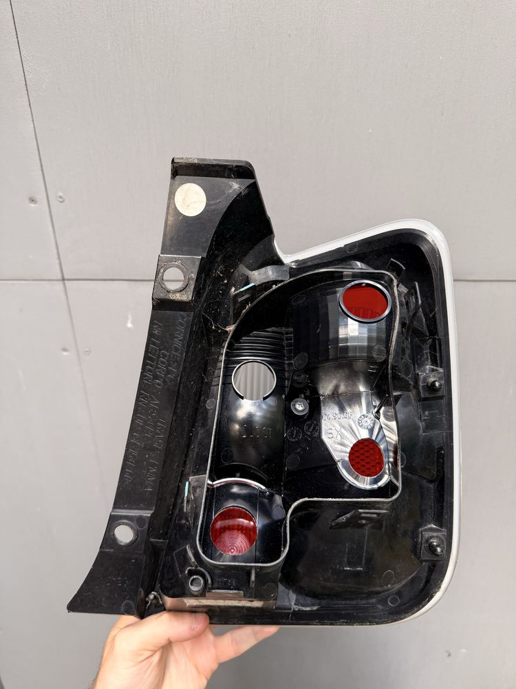 Tylna lewa lampa FIAT 500 ABARTH USZKODZONA