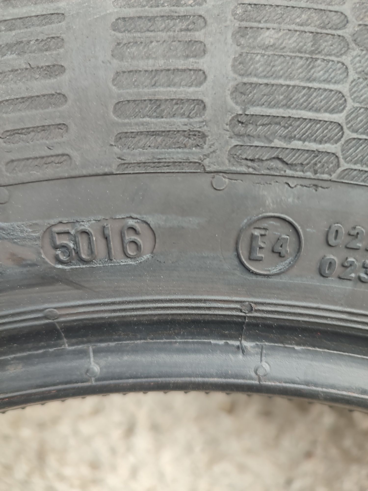 Pojedyncza opona Continental ContiEcoContact5 215/60/16 95H