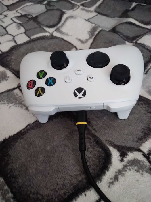 Pad Xbox Series Controller Robot White GWARANCJA do czerwca 2027