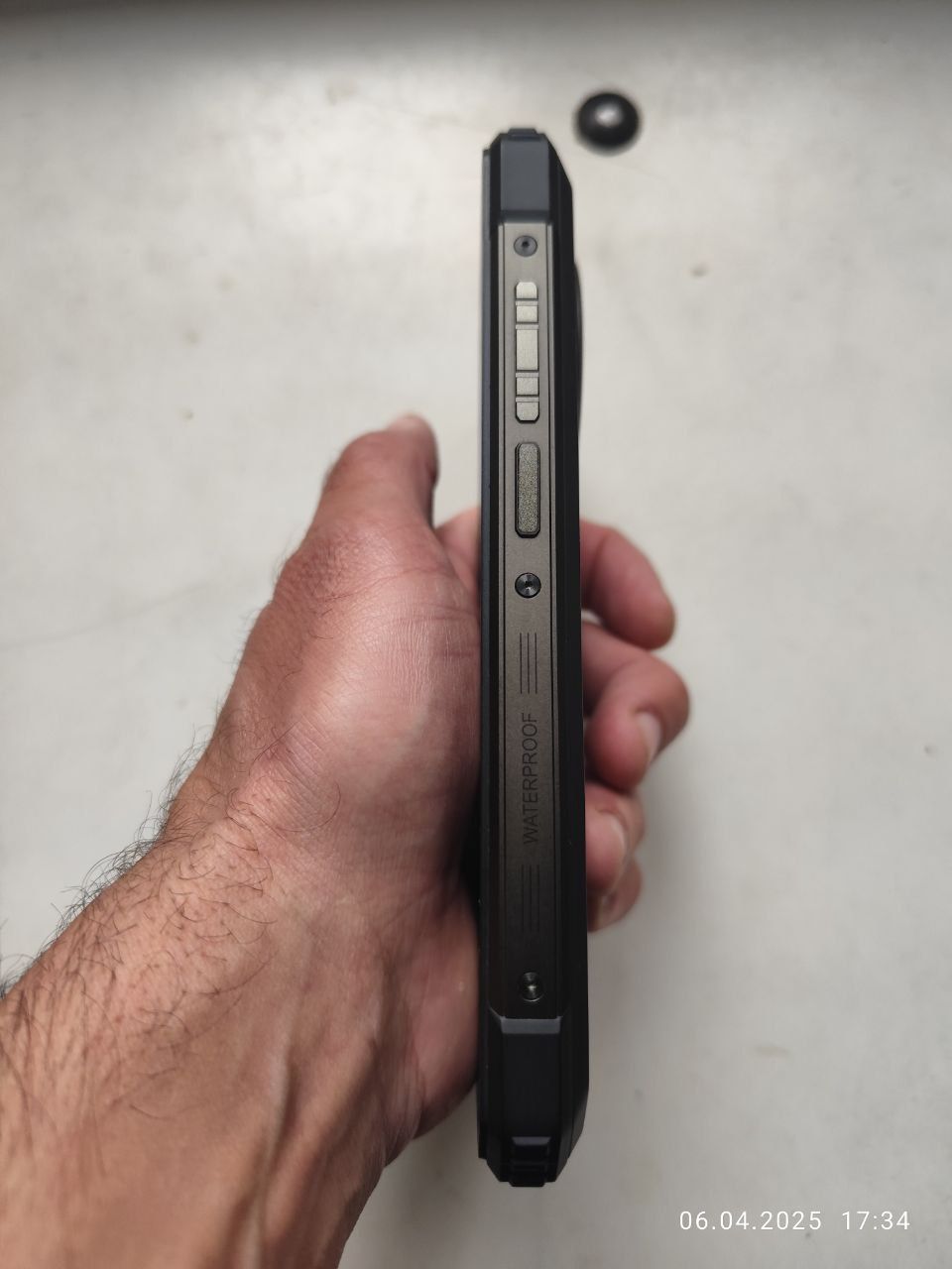 Продам телефон 8/256 Gb
