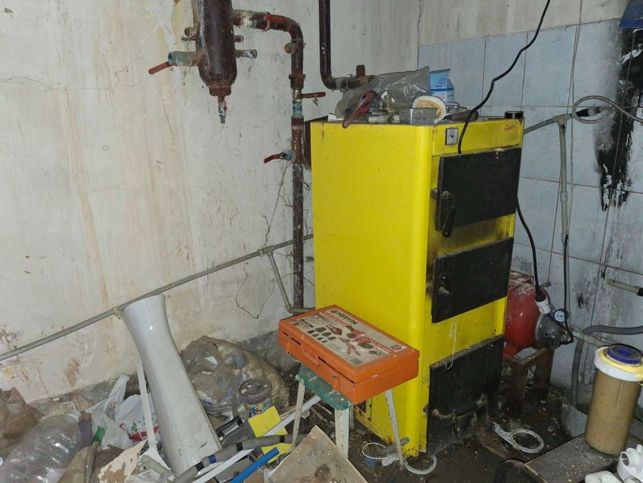 Двоповерховий будинок у центрі