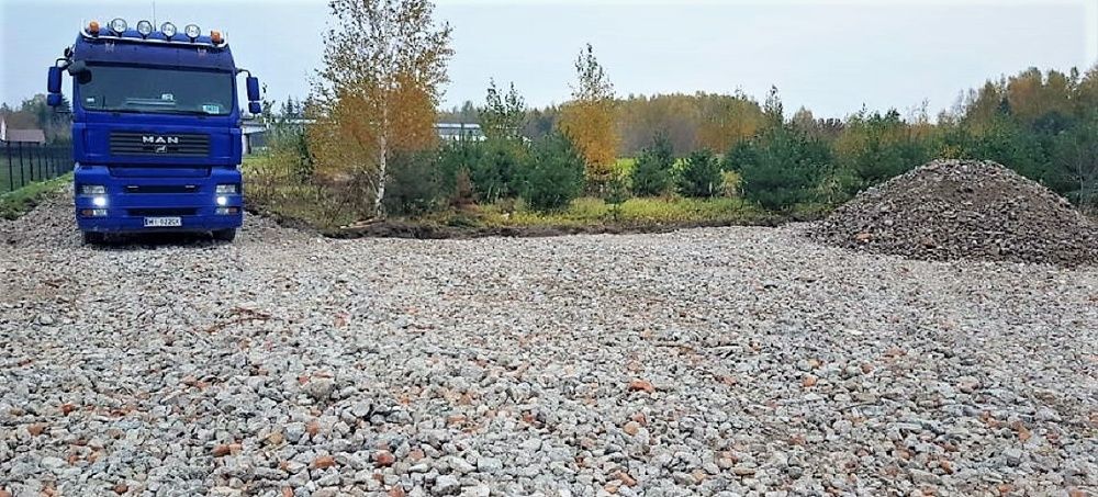 Gruz Betonowy Kruszywo z pod kruszarki na place drogi pod kostkę