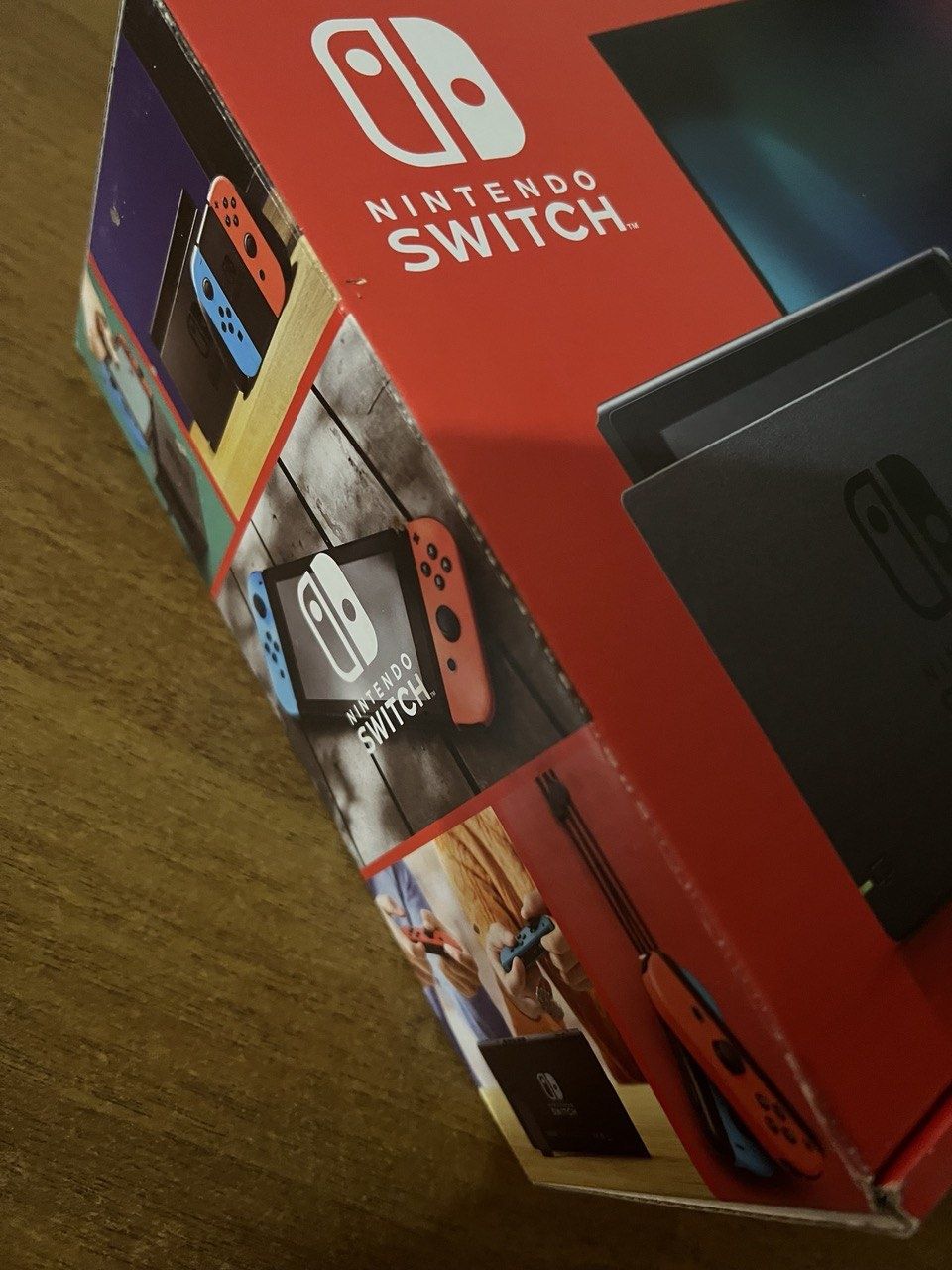 Ігрова консоль Nintendo Switch 
Blue and Neon Red Joy-Con