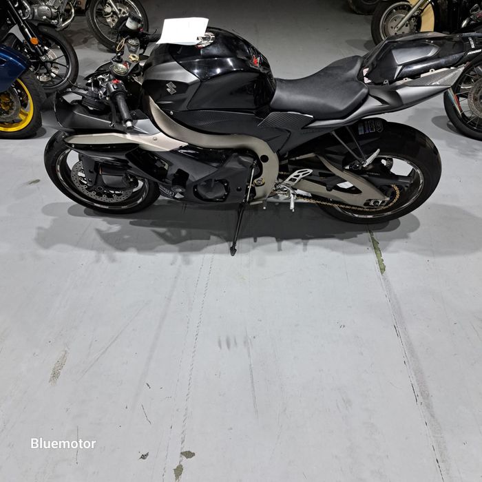 Gsxr 1000 acidentada