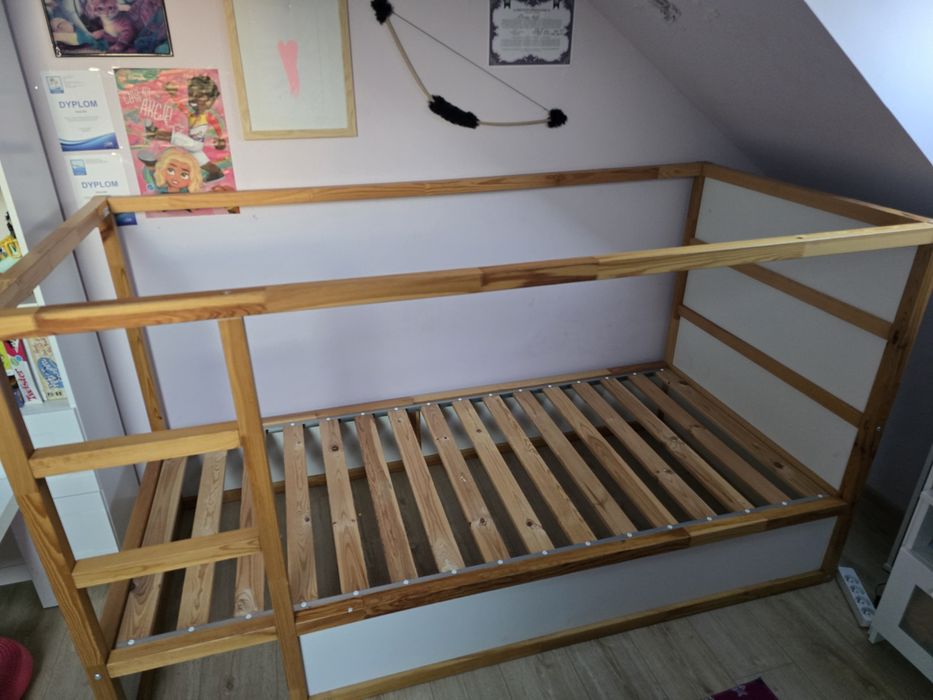 Łóżko dwustronne model Ikea - Kura
