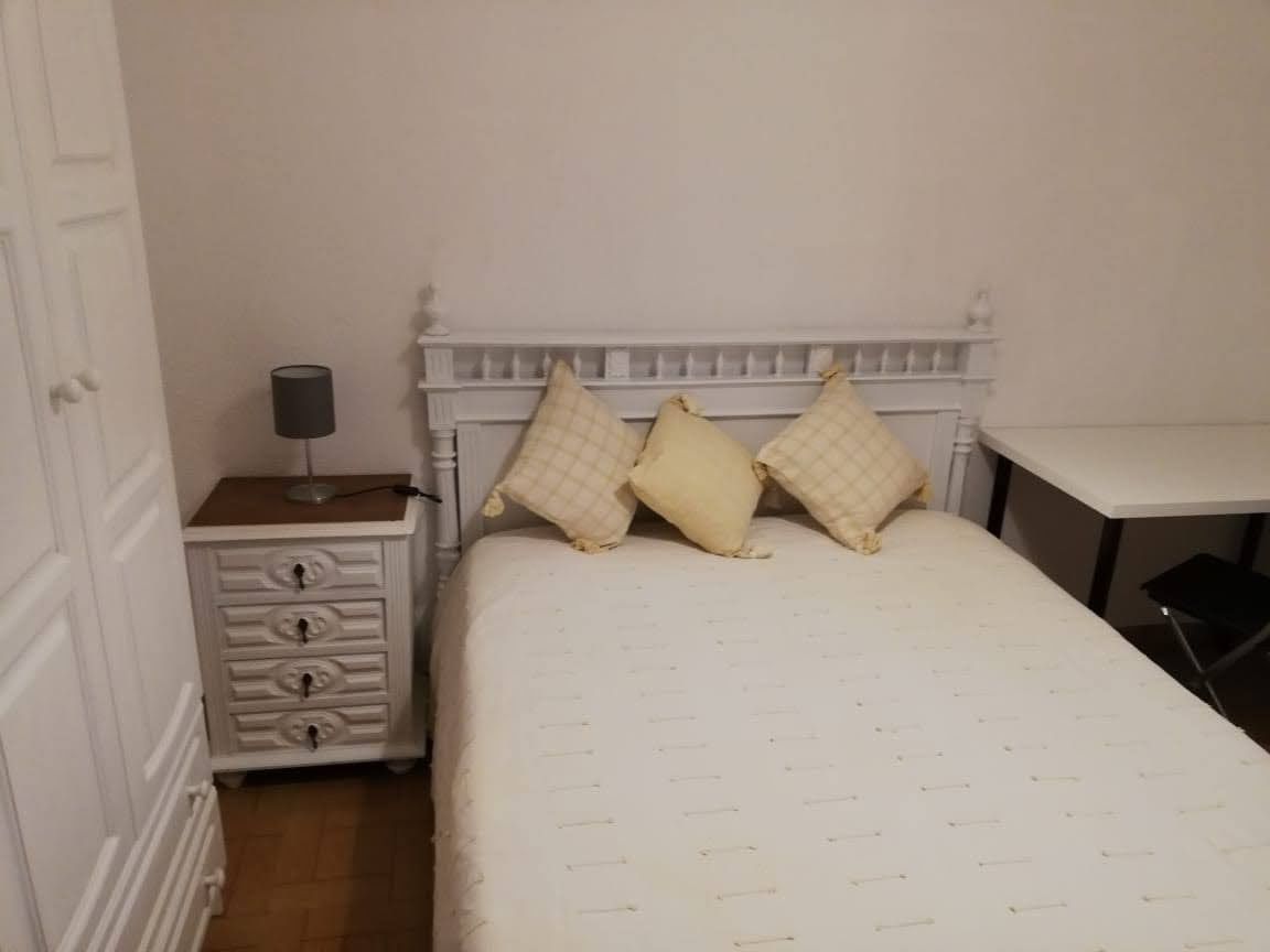 Quarto para alugar em Setúbal