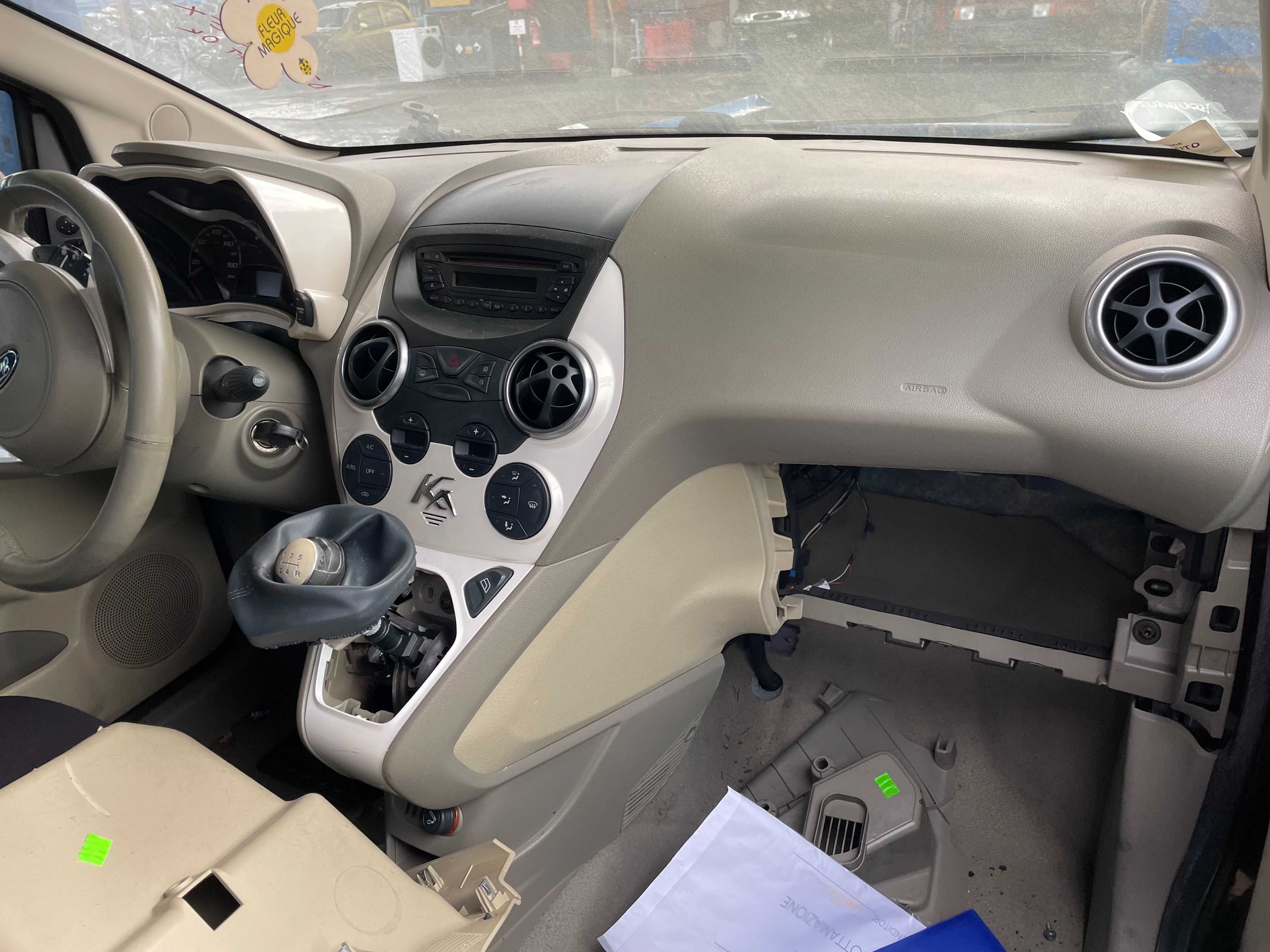 Ford Ka II Deska rozdzielcza Konsola kokpit cały komplet
