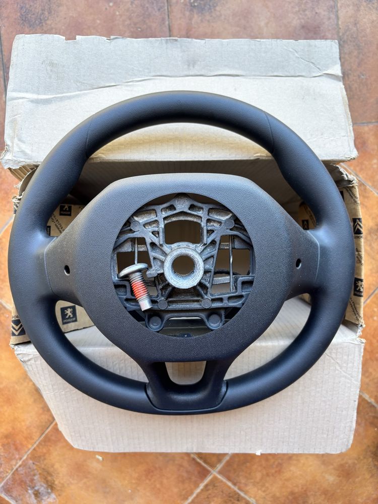 Volante Peugeot 208 modelos de 2012 até 2015