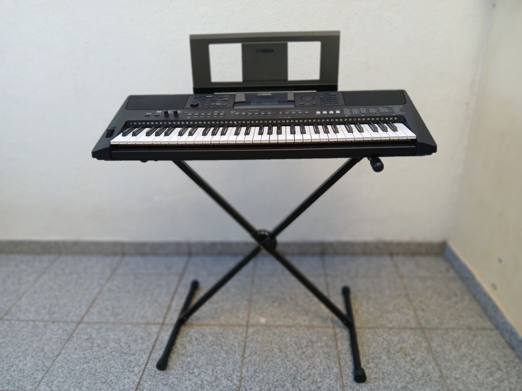 órgão yamaha- PSR-EW410 
-YAMAHA  PSR- EW410
-Como novo